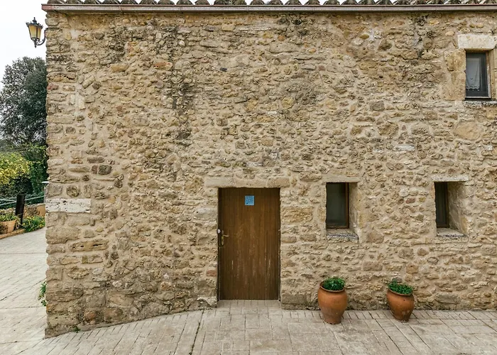 בית כפרי Mas Fuselles *