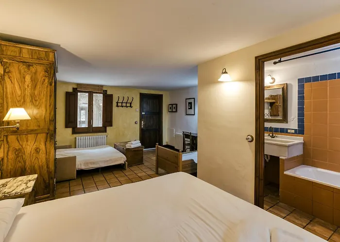 בית כפרי Mas Fuselles