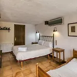 Mas Fuselles Country house *