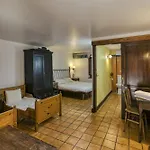 Mas Fuselles Country house Girona