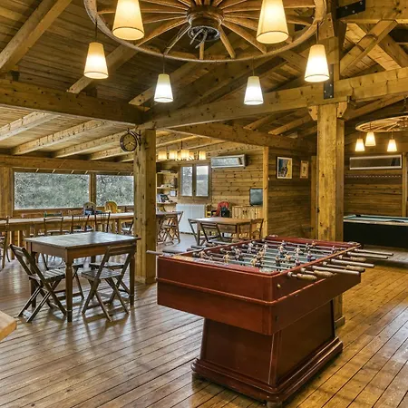 منزل ريفي Mas Fuselles